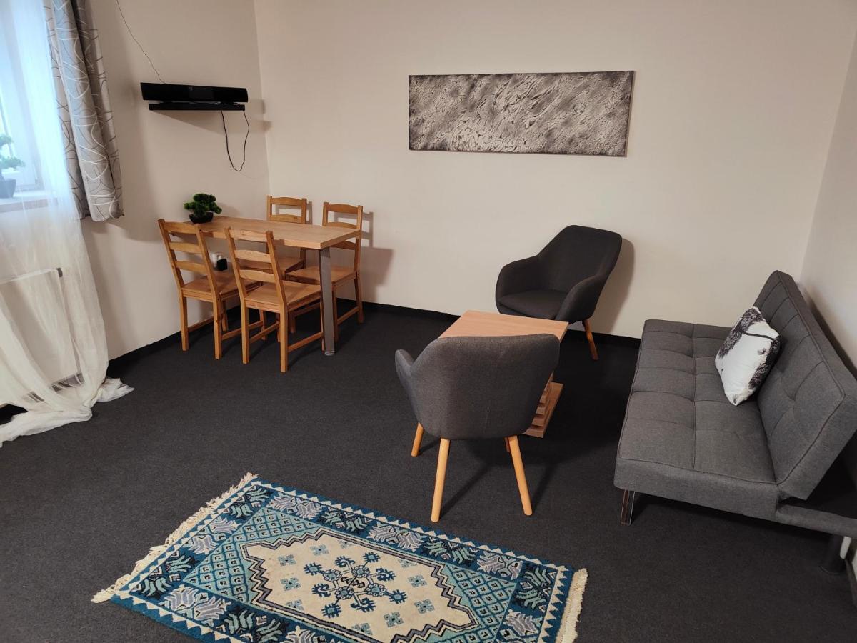 Apartmany Na Ceste Десна Экстерьер фото
