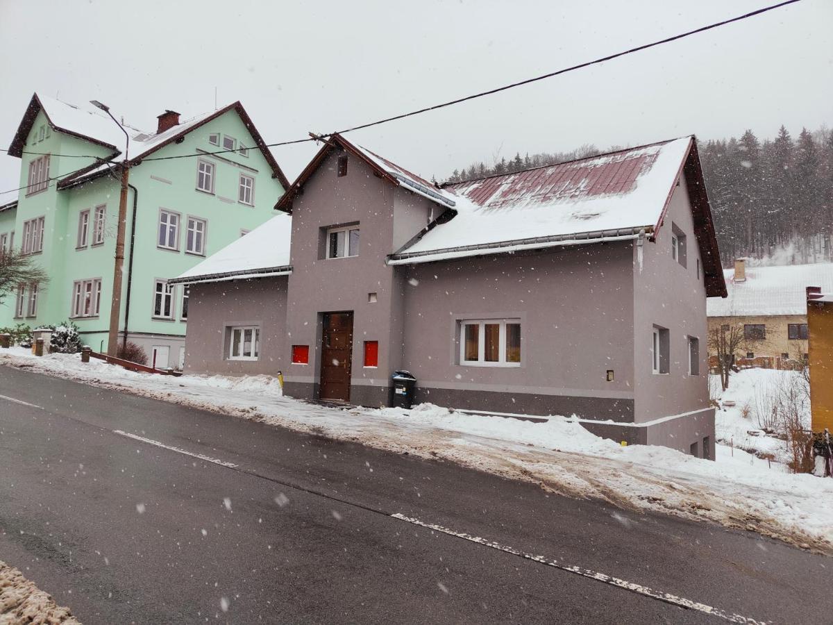 Apartmany Na Ceste Десна Экстерьер фото